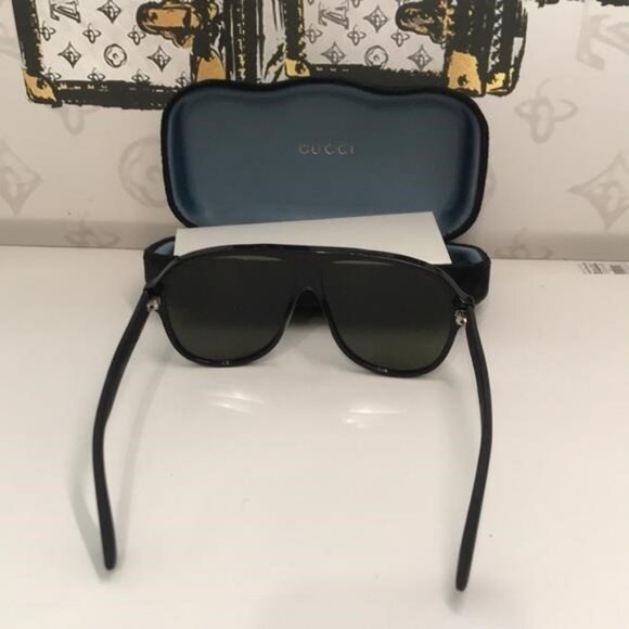 Authentic ✨ Brand New Gucci GG0009S 001 Pilot Sunglasses – Shiny Black Frame wit - Picture 8 of 11